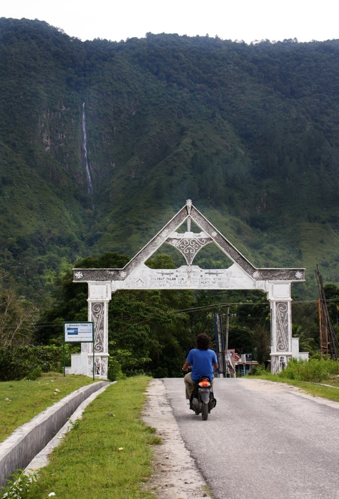 A Taste of the Batak Culture on Lake Toba